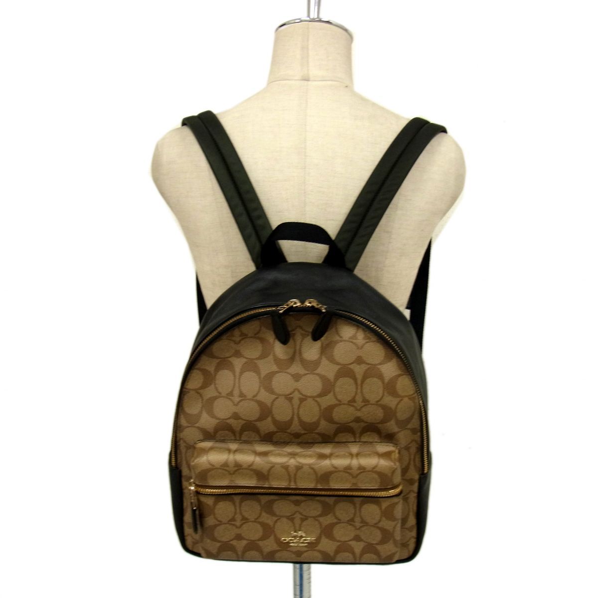 美品 定価7万円◇COACH F32200 チャーリー シグネチャーミディアム