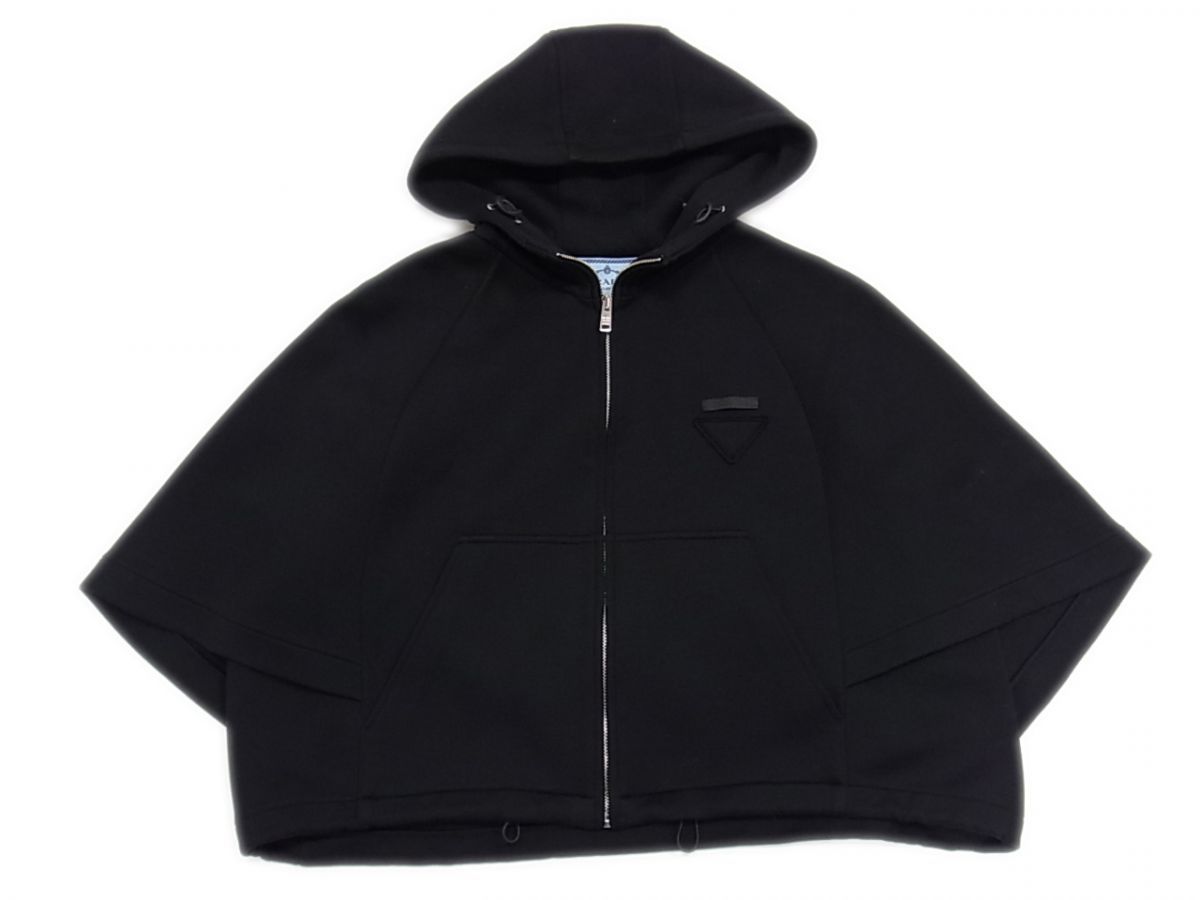 プラダ イタリア製