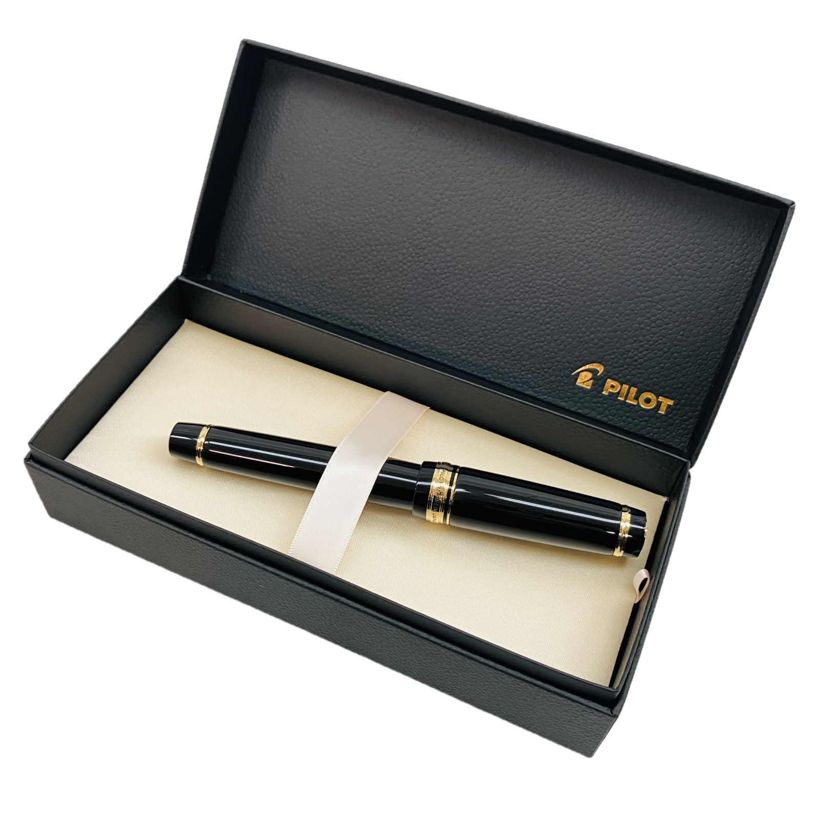 PILOT FKV-88SR-B-M ブラック 中字 万年筆 文房具 カスタム 漆 パロット C10610691