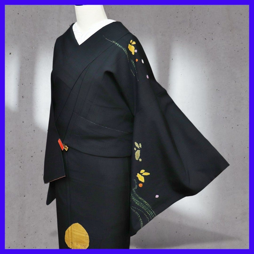 a 1302 ｡ 三日月とうさぎ SHOPフォローで きクーポン有り 正絹 紬織物 袷 付下げ 満月に波うさぎ