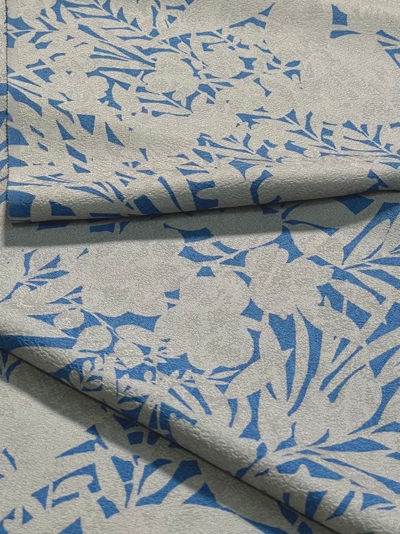 小紋 モダン 反物 紋意匠 正絹 SA018 - メルカリ