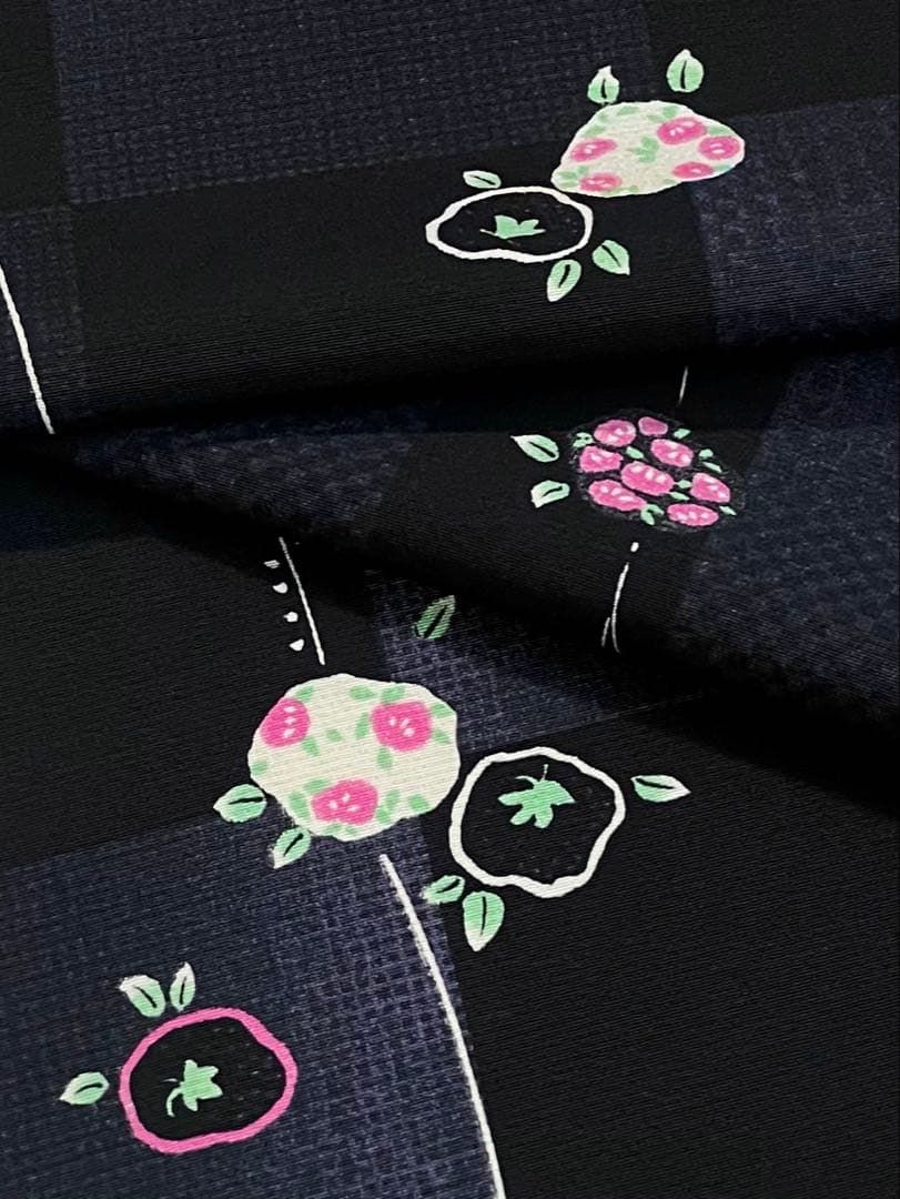 小紋 反物 変わり市松 玉椿に橘 正絹 SA 013