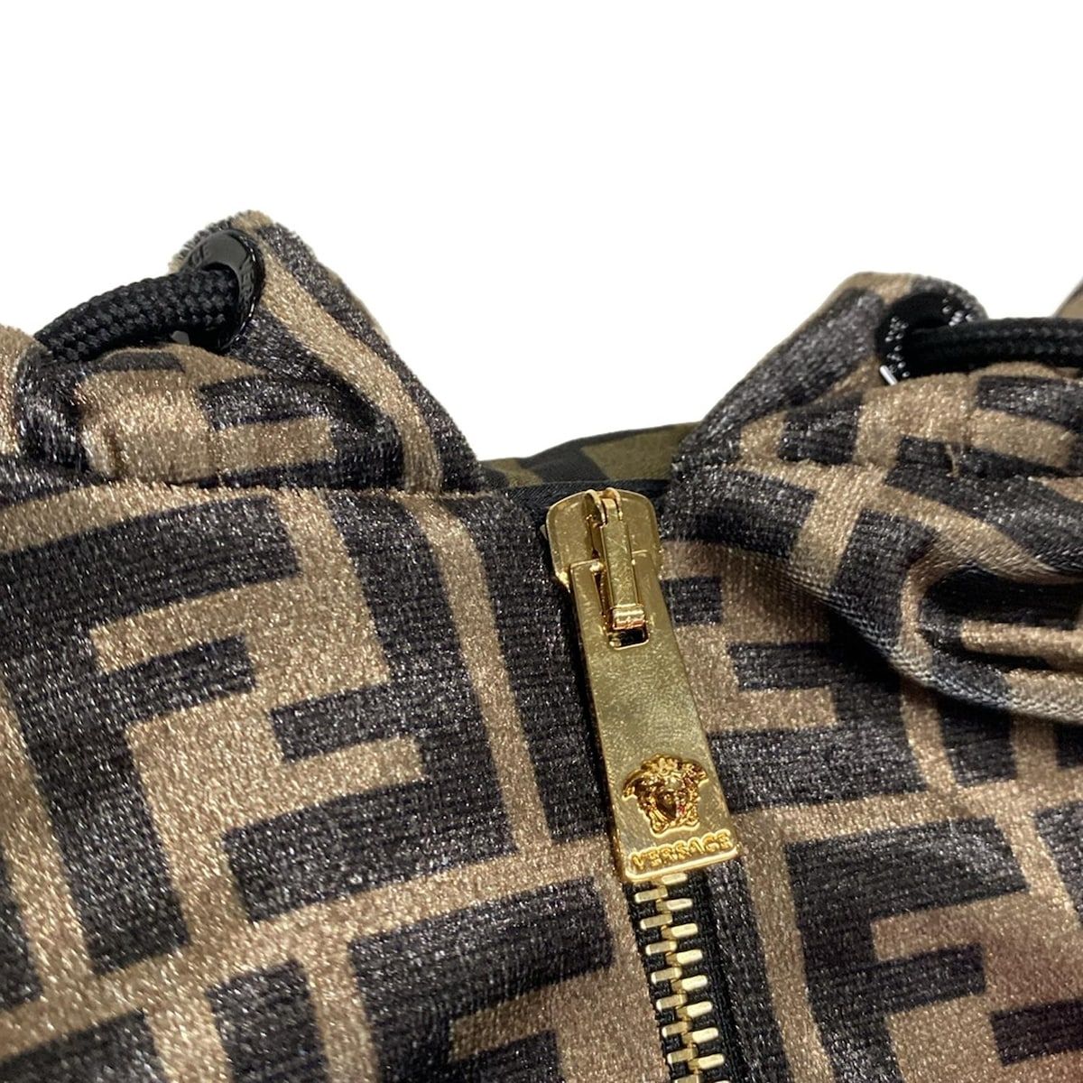 フェンダーチェ