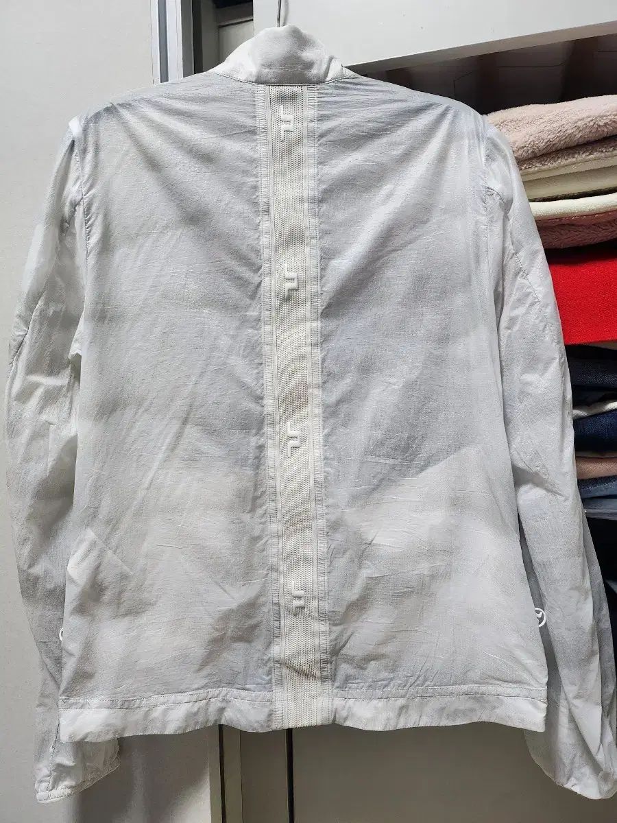  J.LINDEBERG J.リンドバーグ 白 ウィンドブレーカー ジャケット その他 レディースウェア