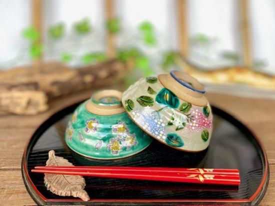 メーカー直送 九谷焼 飯碗 茶碗 ペア グリーン地桜&がく紫陽花ピンク ブルー 裏絵