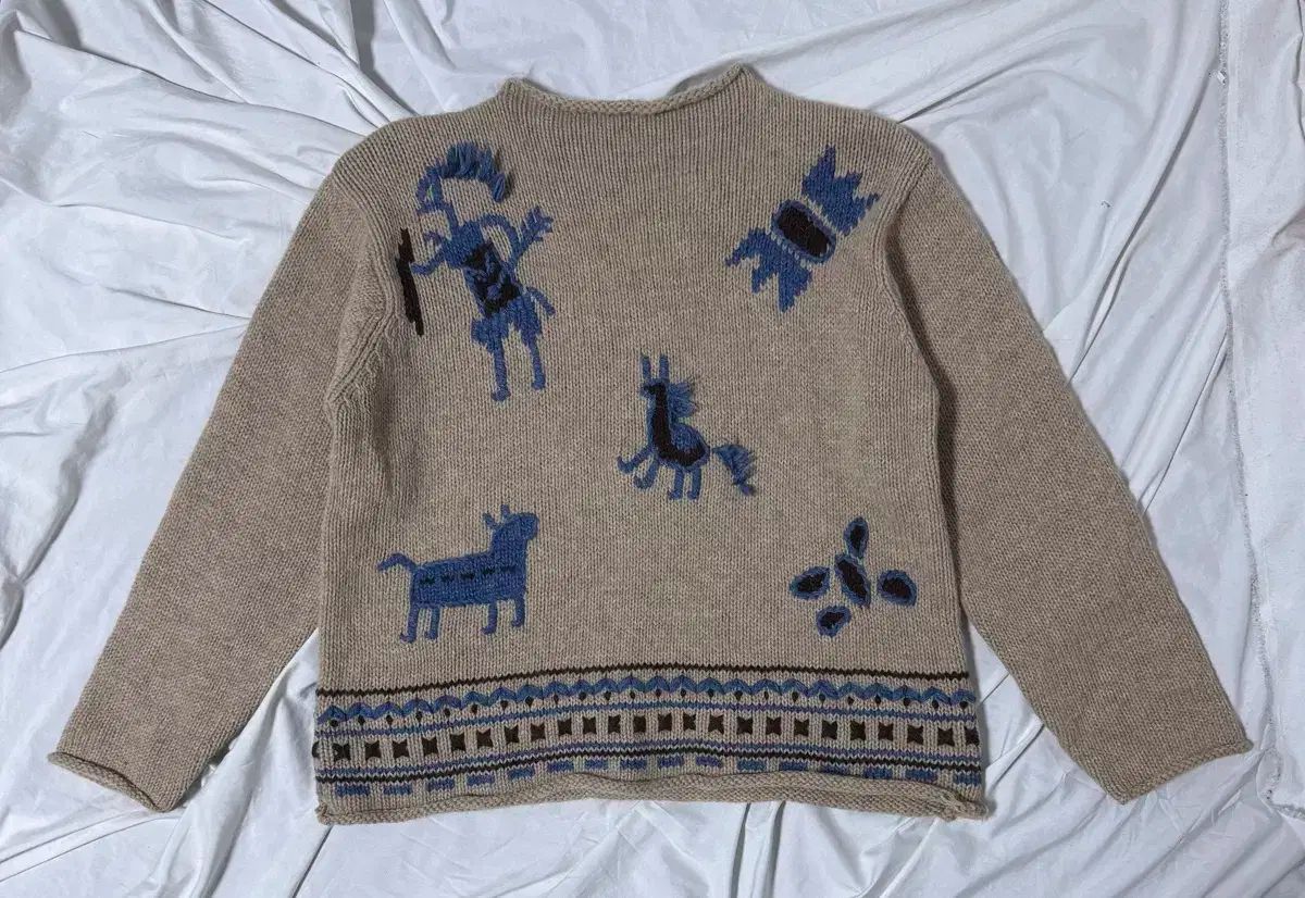 ISSEY MIYAKE ハイ スポーティング ギア 刺繍 ニット