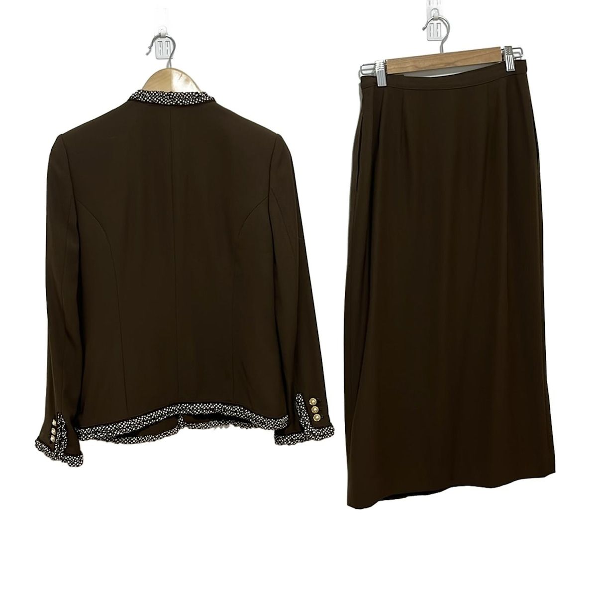 INGEBORG インゲボルグ スカートスーツ レディース - ダークブラウン×白 ドット柄