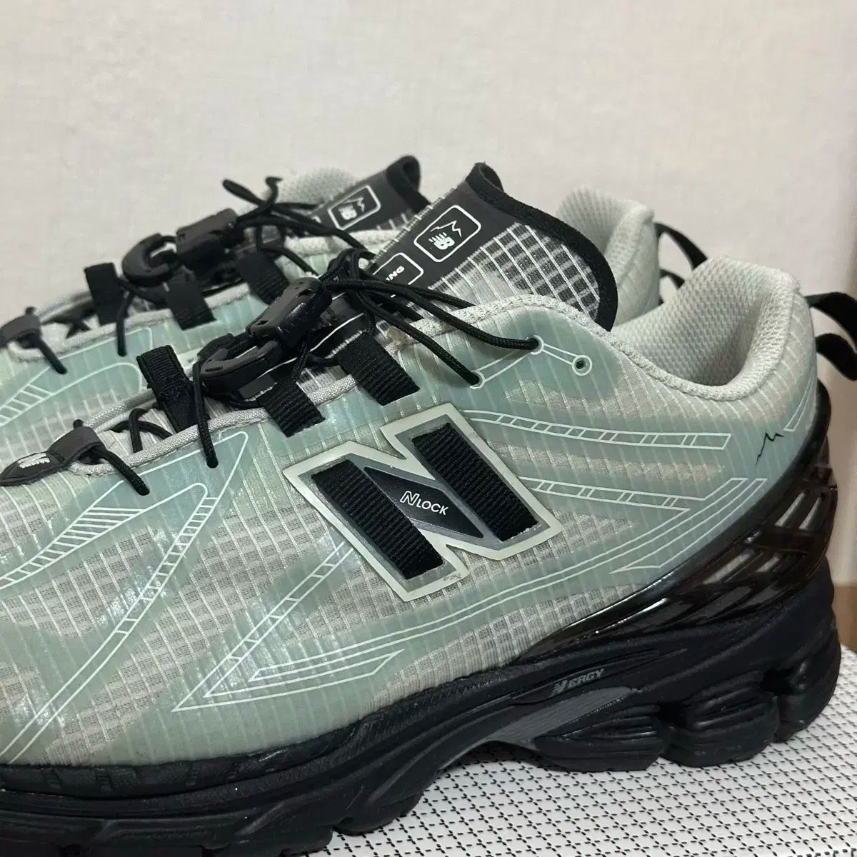 ニューバランス CAYL 270 1906R ブルー