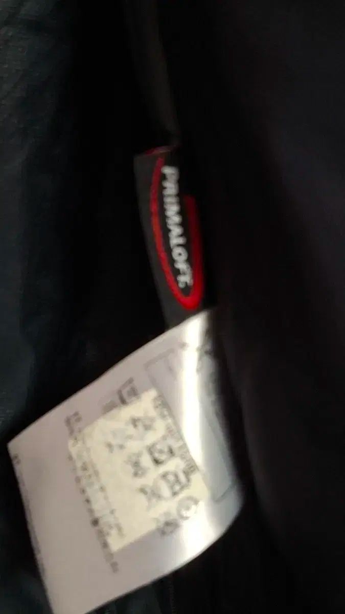 モンチュラ ウィンドブレーカー