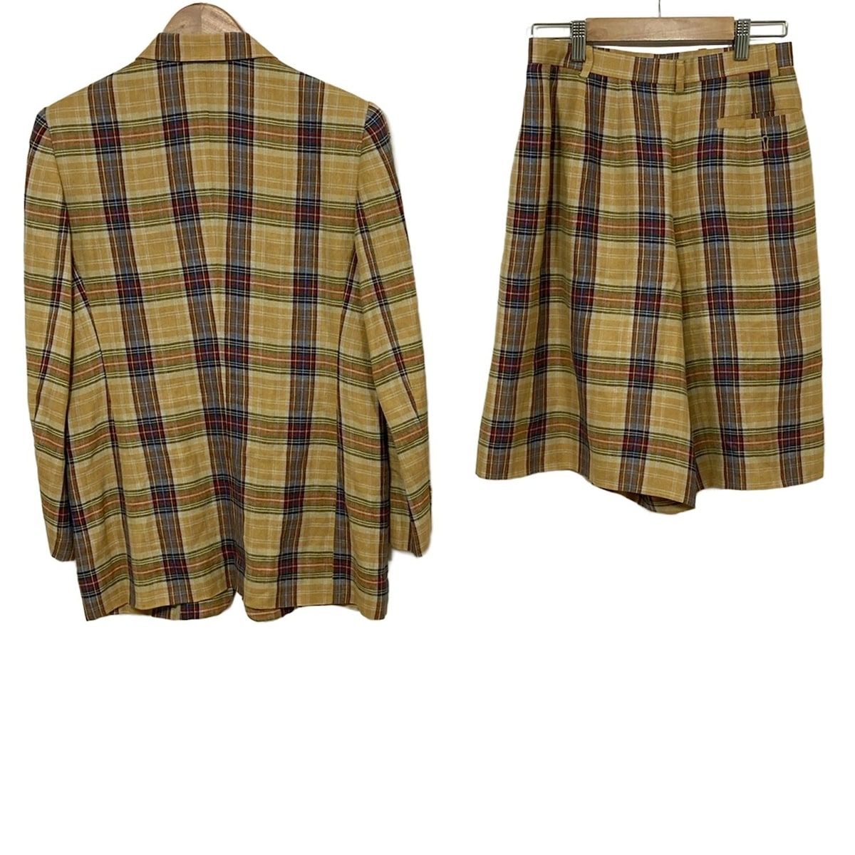 Burberry s バーバリーズ レディースパンツスーツ レディース - オレンジ×ブルー×マルチ 麻 チェック柄 肩パッド