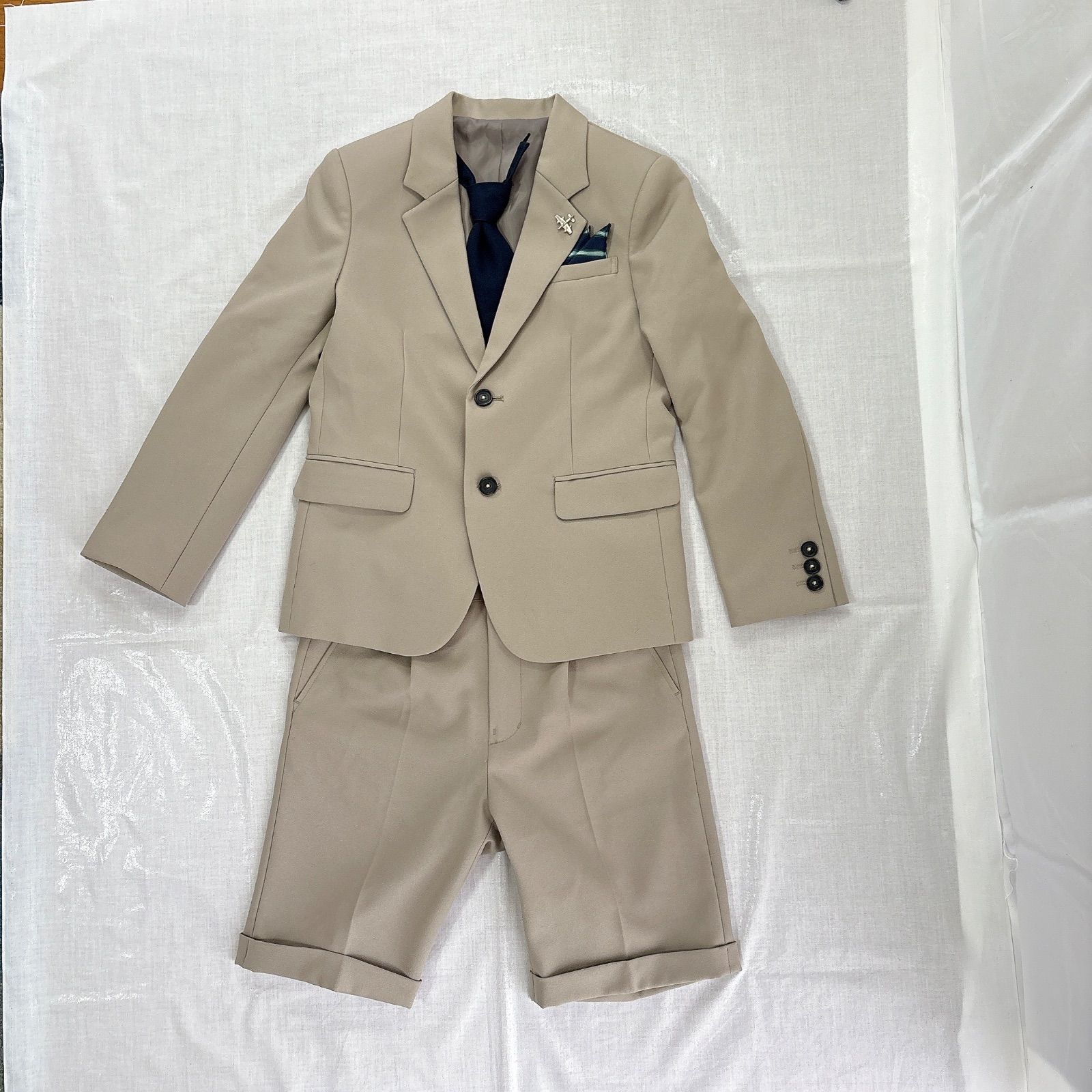 美品 MICHIKO LONDON KOSHINO ミチコ ロンドン コシノ 男の子 子供用