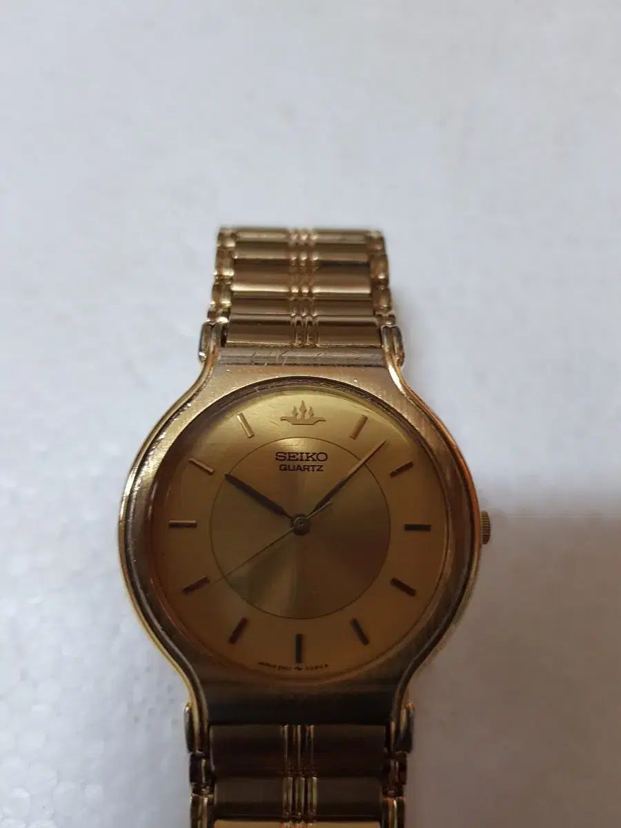 SEIKO クオーツ ゴールド 時計