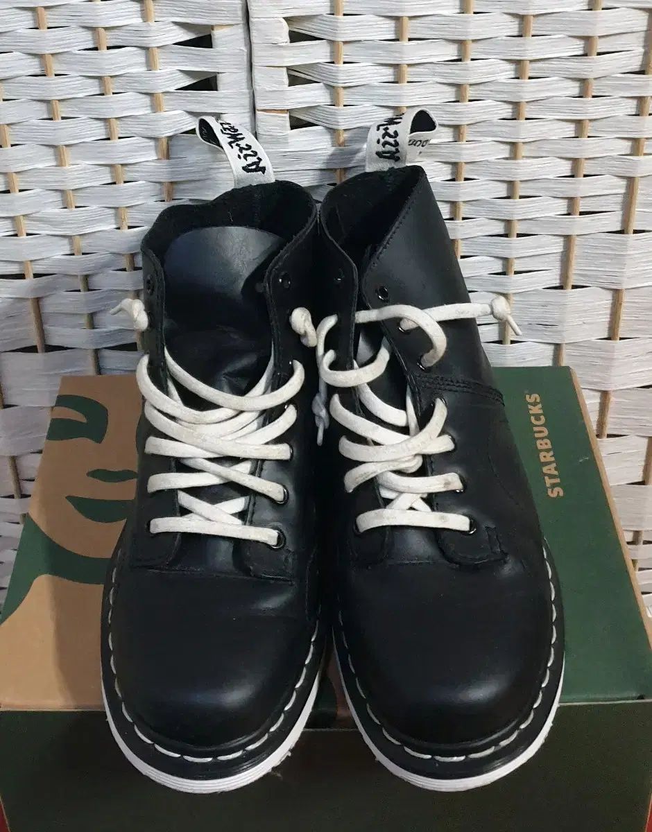 ブラック 7ホール