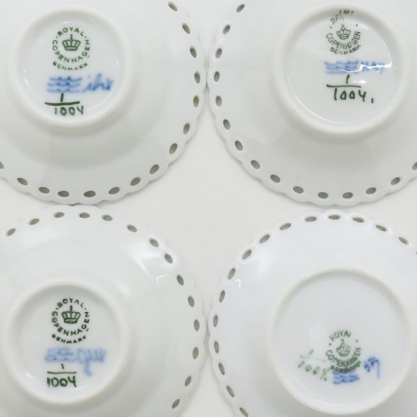 プレート ブルーフルーテッド