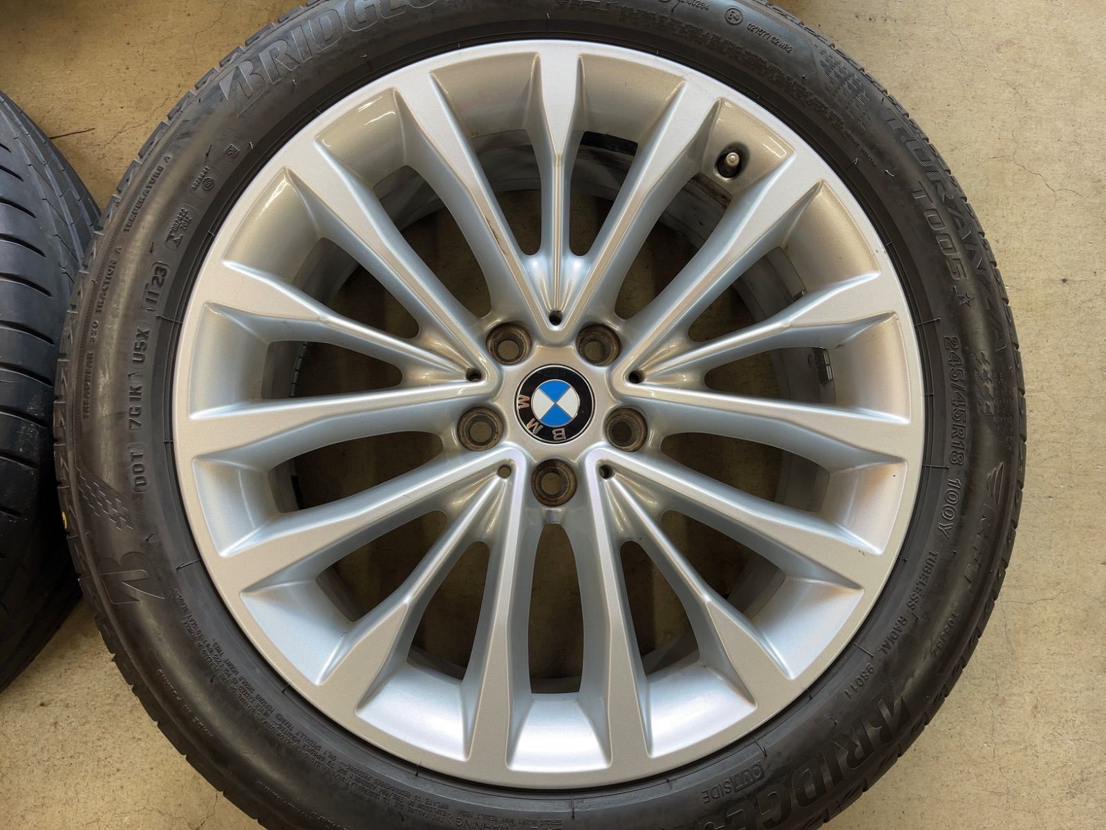 BMW G 30 31 BS トランザ ランフラット 製 18インチ 4本セット