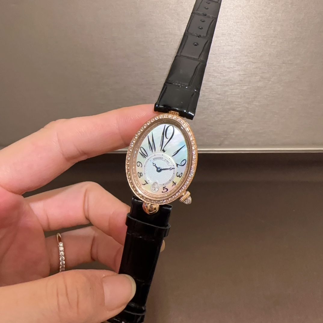 輝きの宝石時計 WTO輸入