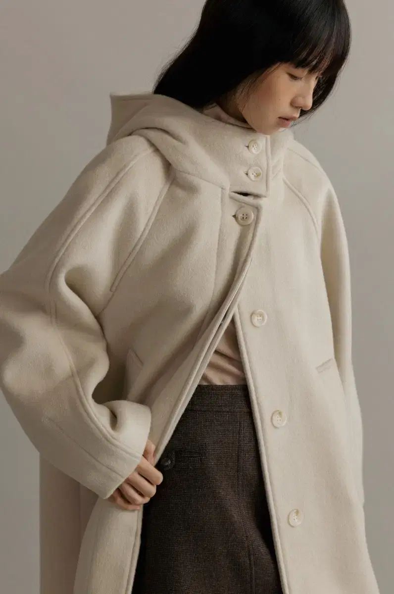 マンゴマンゴプリーズ NIA HOOD COAT クリーム色