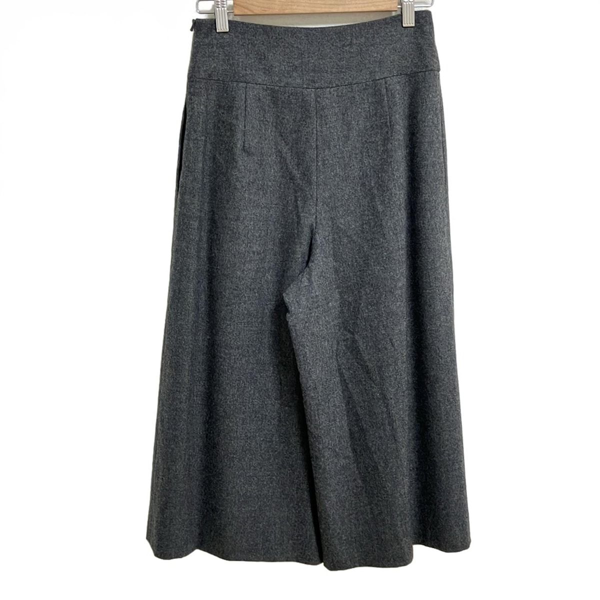 FOXEY フォクシー パンツ サイズ40 M レディース - 39284 グレー クロップド 半端丈