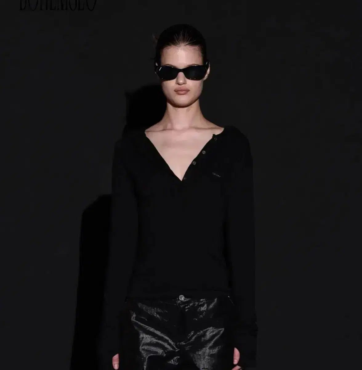 ボヘミアンソウル フード ボタン ウォーマーT ブラック