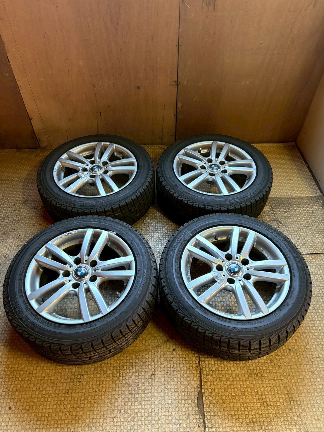 BMW 16インチ 205 55 RF 16 スタッドレス4本セット