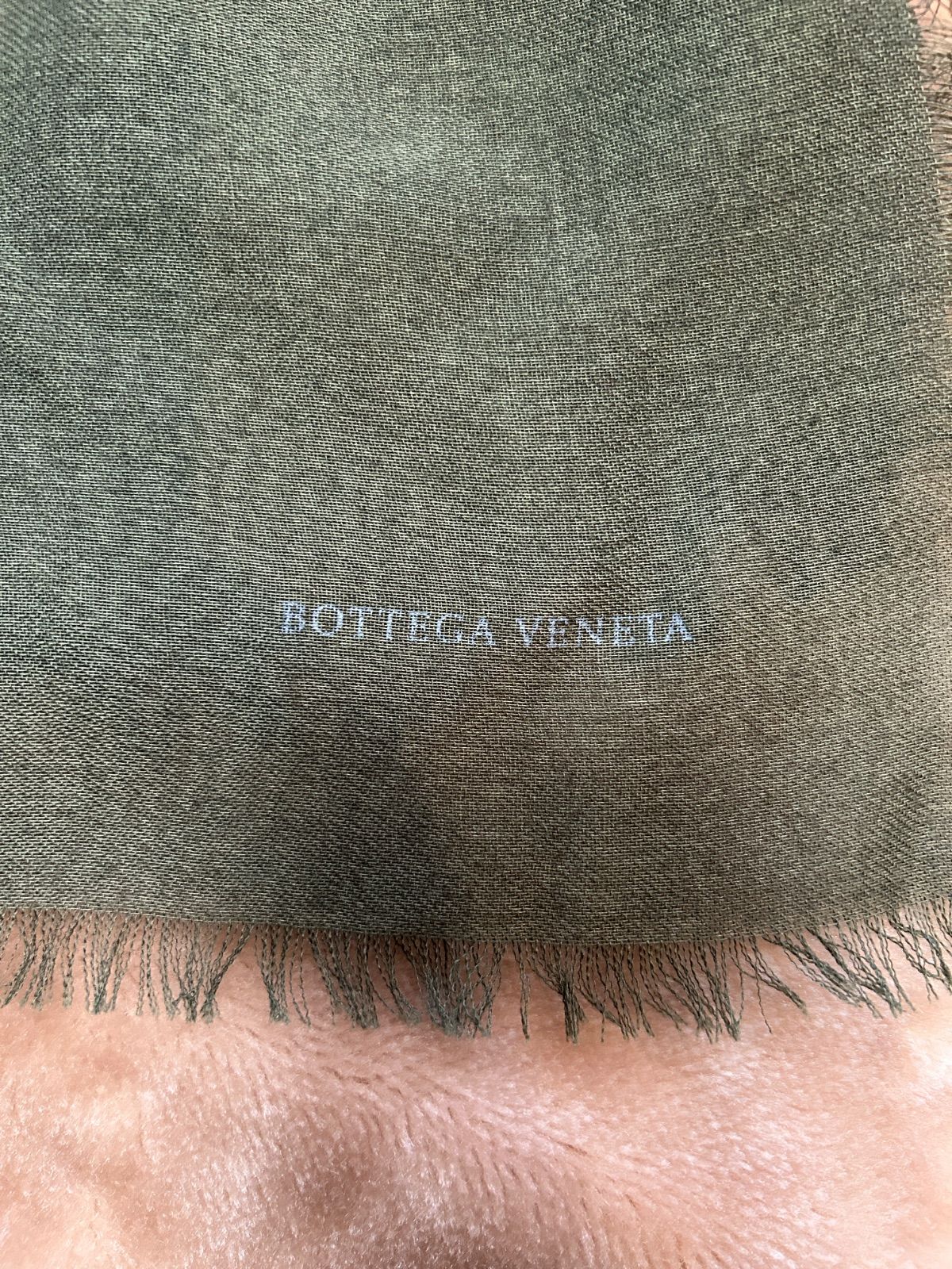 ボッテガヴェネタBOTTEGA VENETAボッテガベネタマフラーストールショールスカーフ緑色ウール100％縦136横134イタリア製ユニセックス男女兼用 レディースlady s LADYS女性用婦人ウィメンズwomen’sメンズmen’s男性用紳士