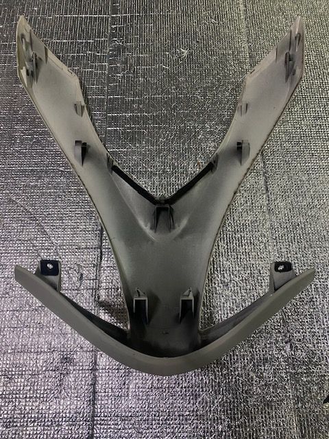 ☆YAMAHA☆4D9 SG20J マジェスティ【純正】フロントカウル 