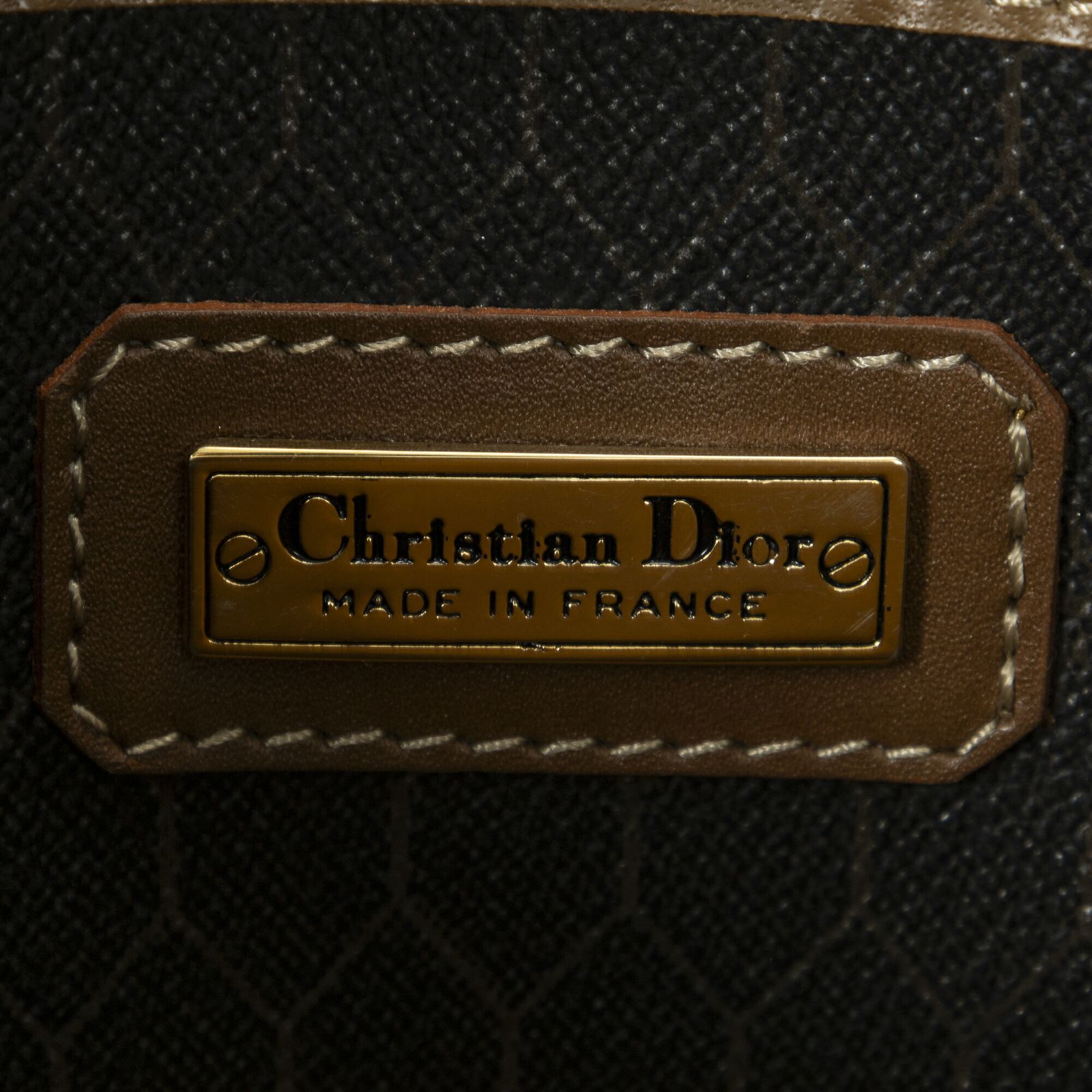 ラージ トラベル