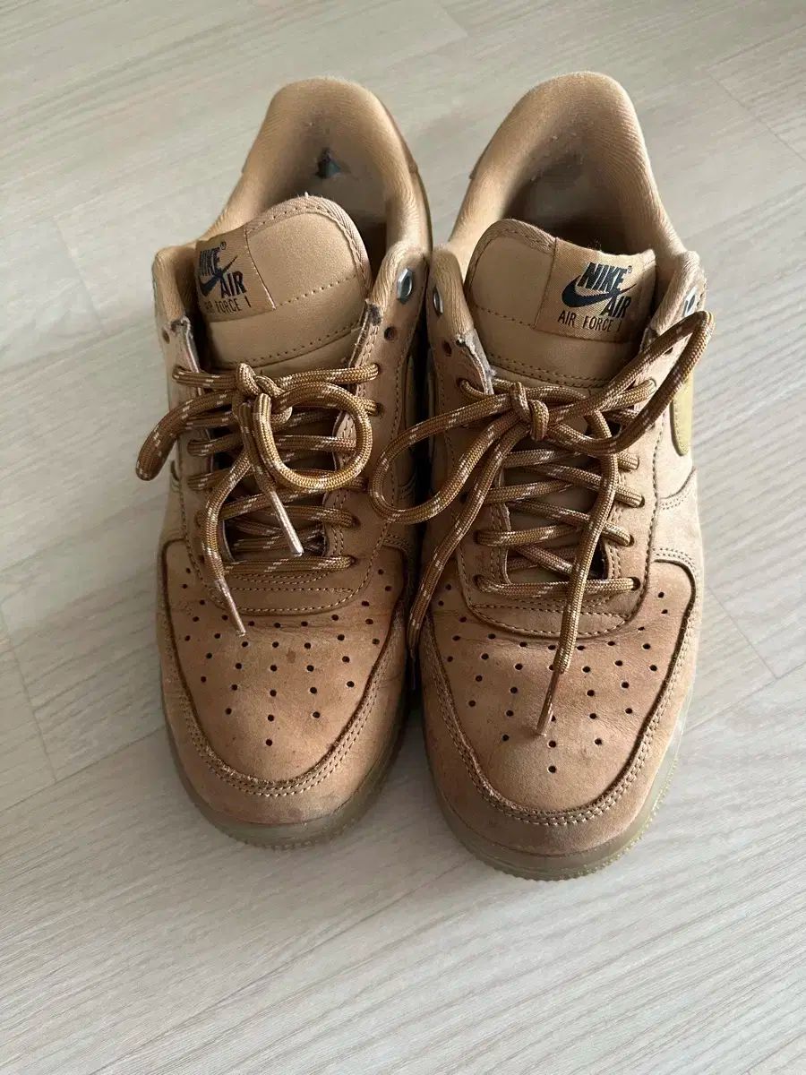 ナイキ エア フォース 1 07 WB プラック ウィート w 265