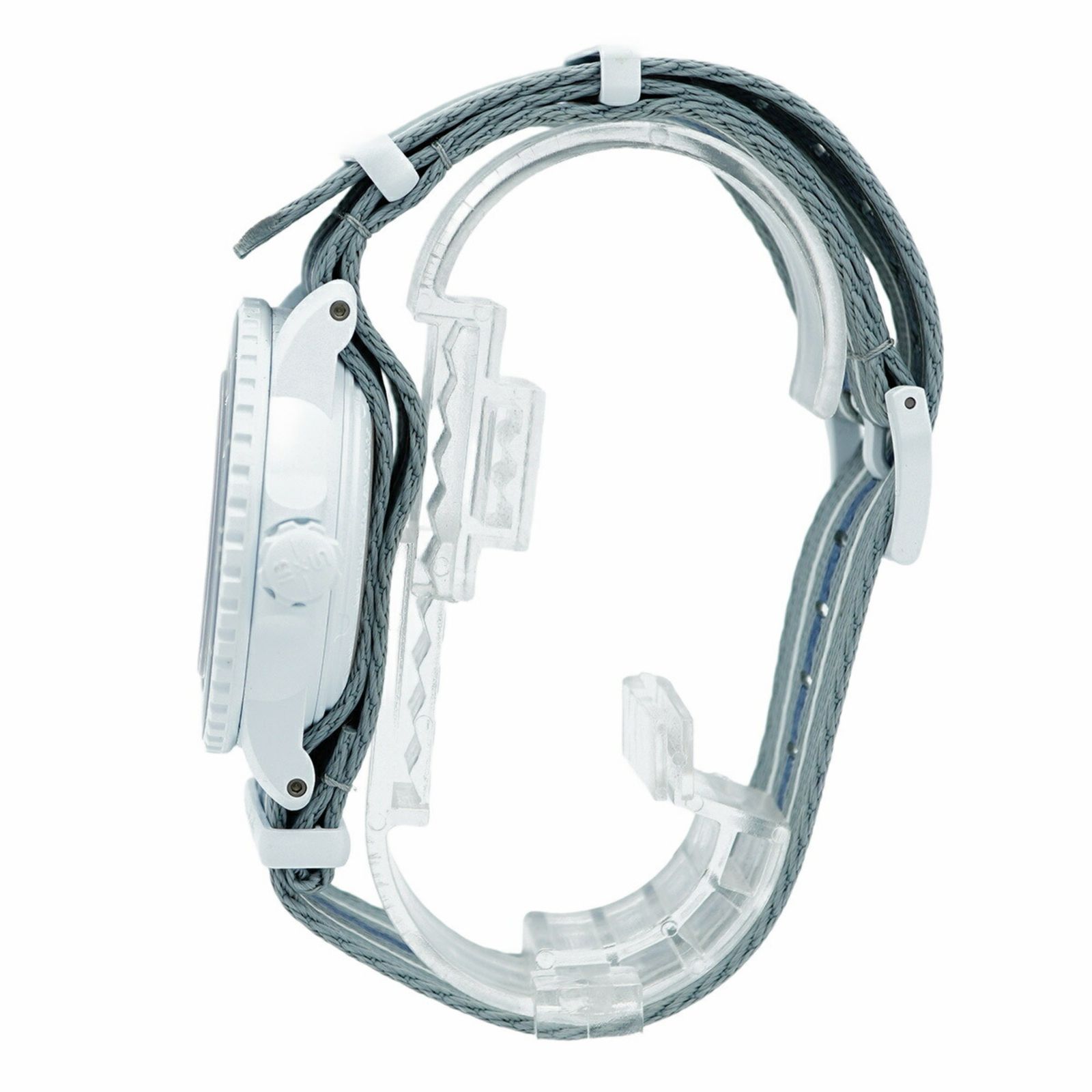 白文字盤腕時計