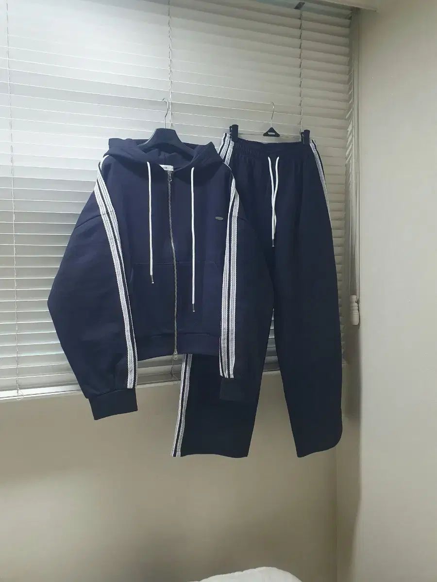 ハイクオリティ レース トラック トレーナー セット