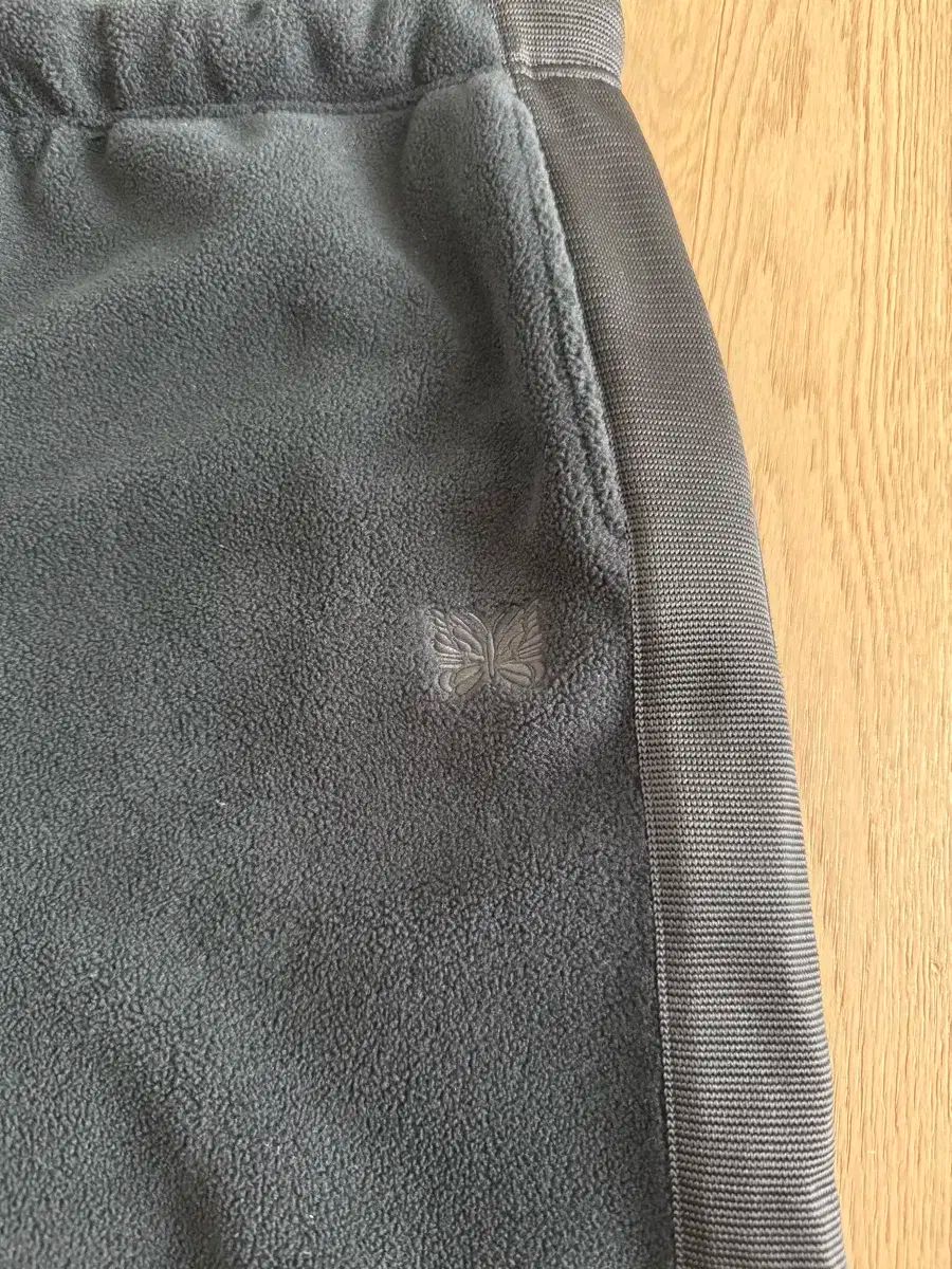 ユニクロ ニードルズ