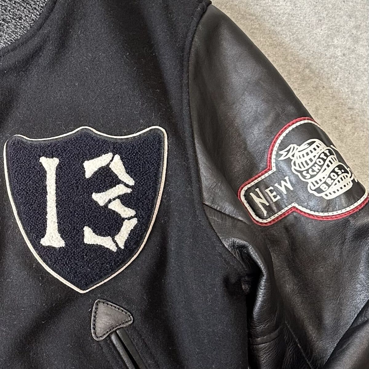 Schott ショット スタジャン XL 袖レザー 牛革 ワッペン 黒 上野商会 渾身の一着】美品 希少 SCHOTT ショット スタジャン 袖レザー切替