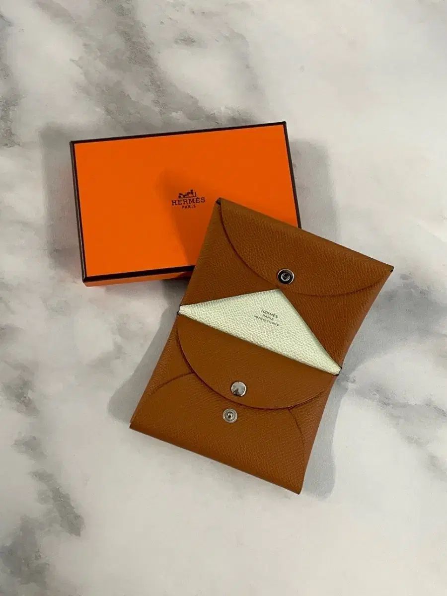 エルメス カルビ デュオ カード 財布