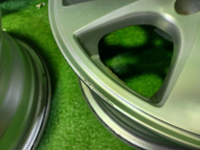 ホイール アルミ