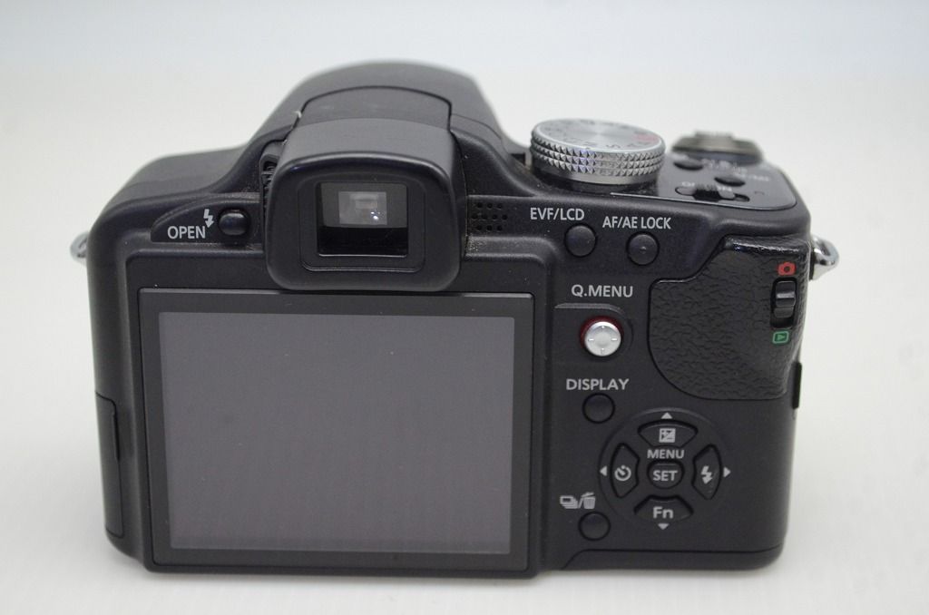 デジタルカメラ ブラック