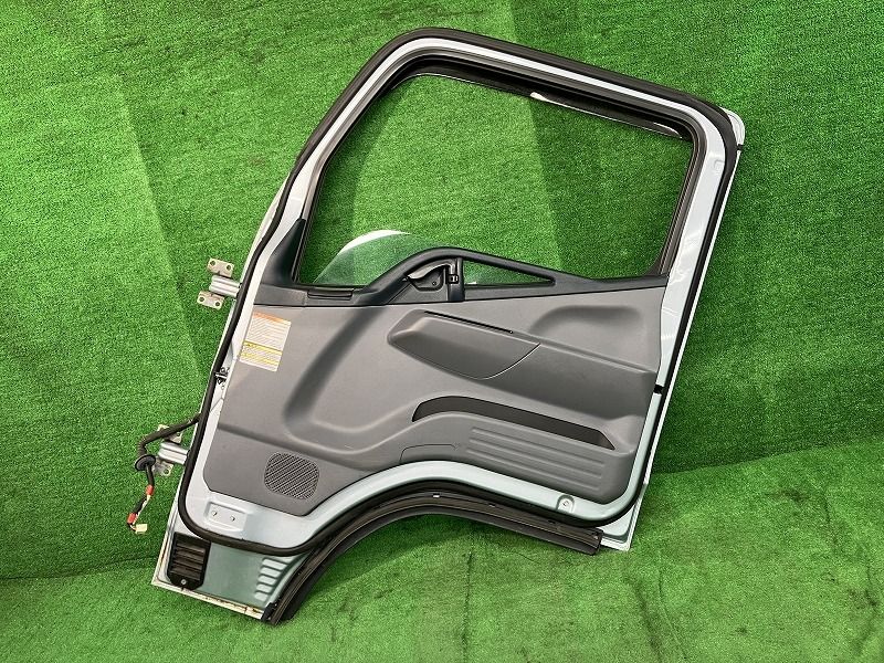 NT450アトラス FGA2W 右フロントドア DXロング 4WD ピルキントン M3236  