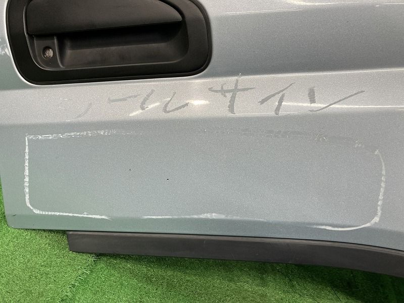 NT450アトラス FGA2W 右フロントドア DXロング 4WD ピルキントン M3236  