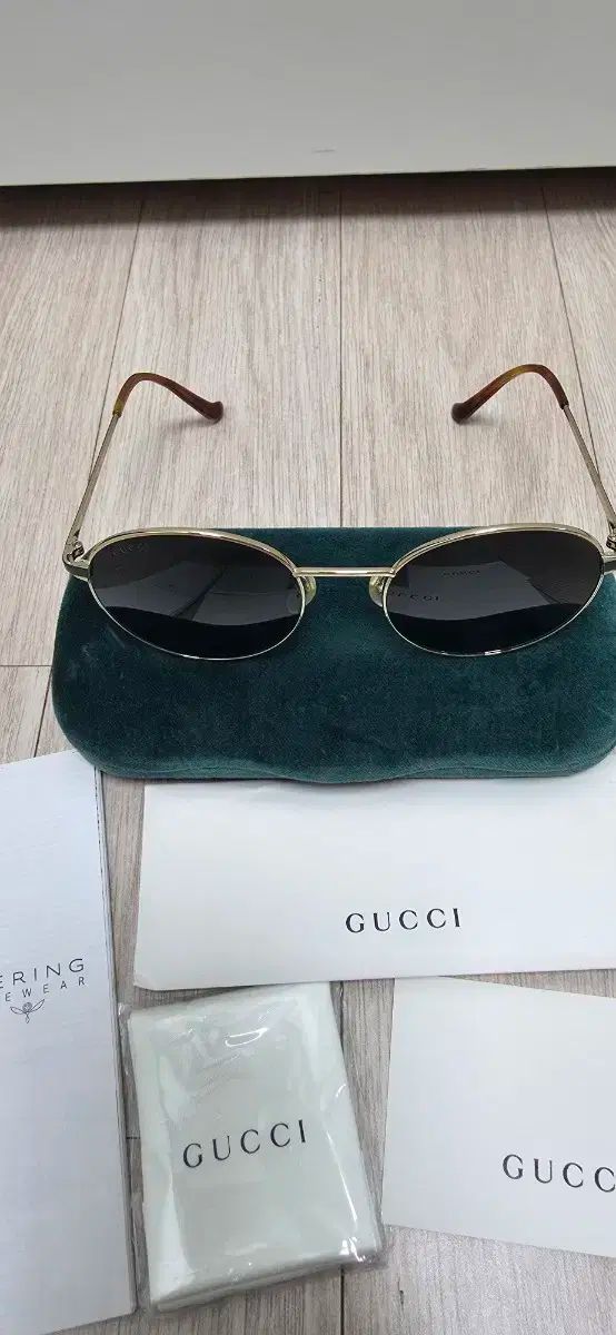 グッチ サングラス ダークグリーン GOLD フレーム 003