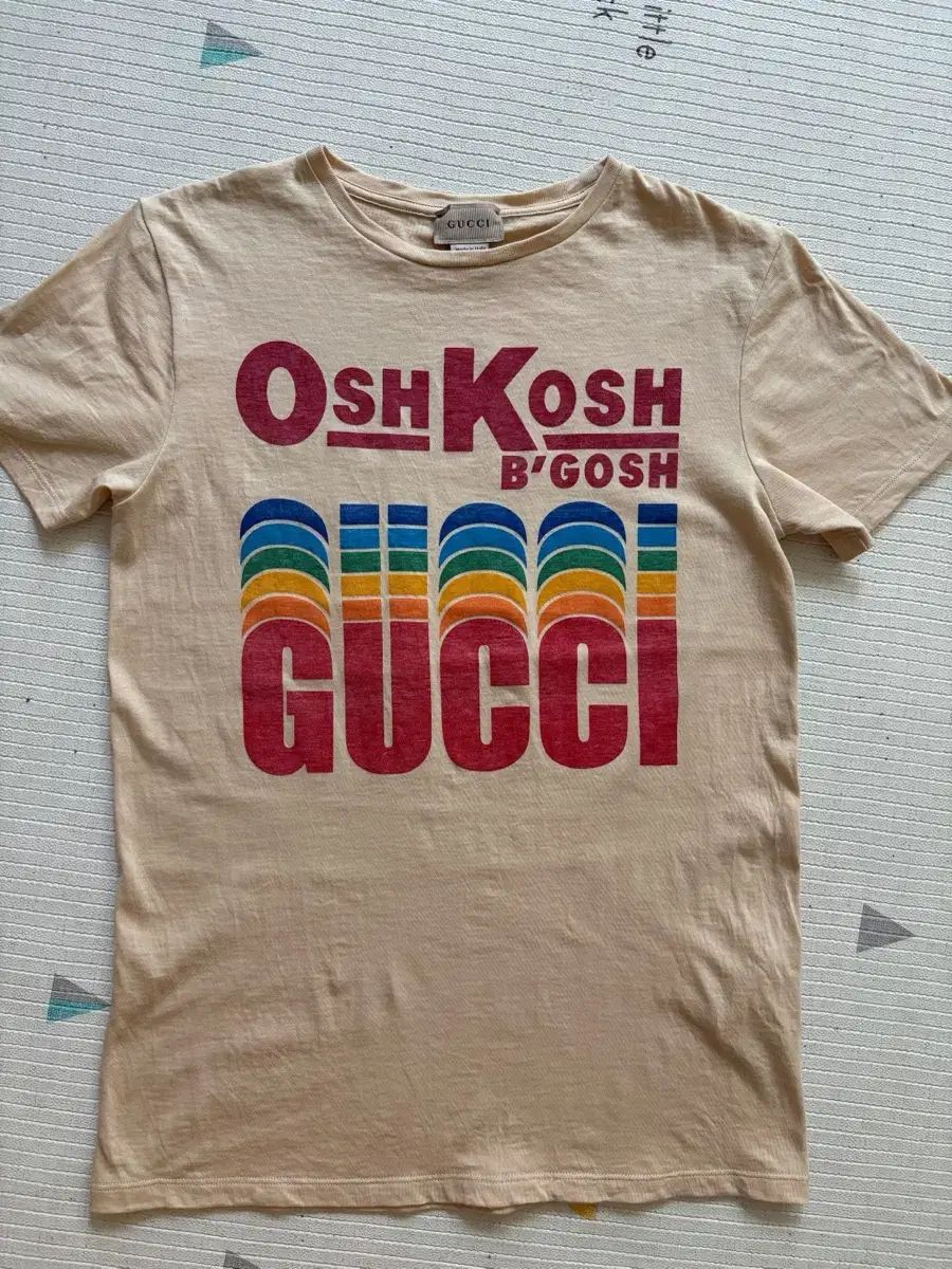 グッチ レインボー 半袖Tシャツ 12Y
