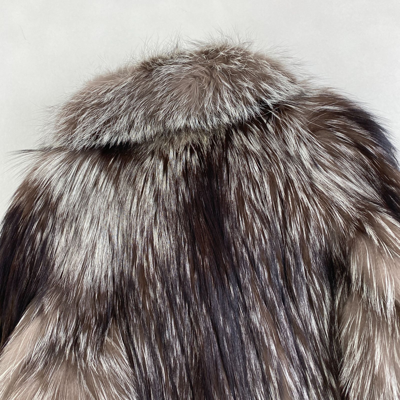 美品 毛皮コート SAGA FOX サガフォックス シルバーフォックス - メルカリ