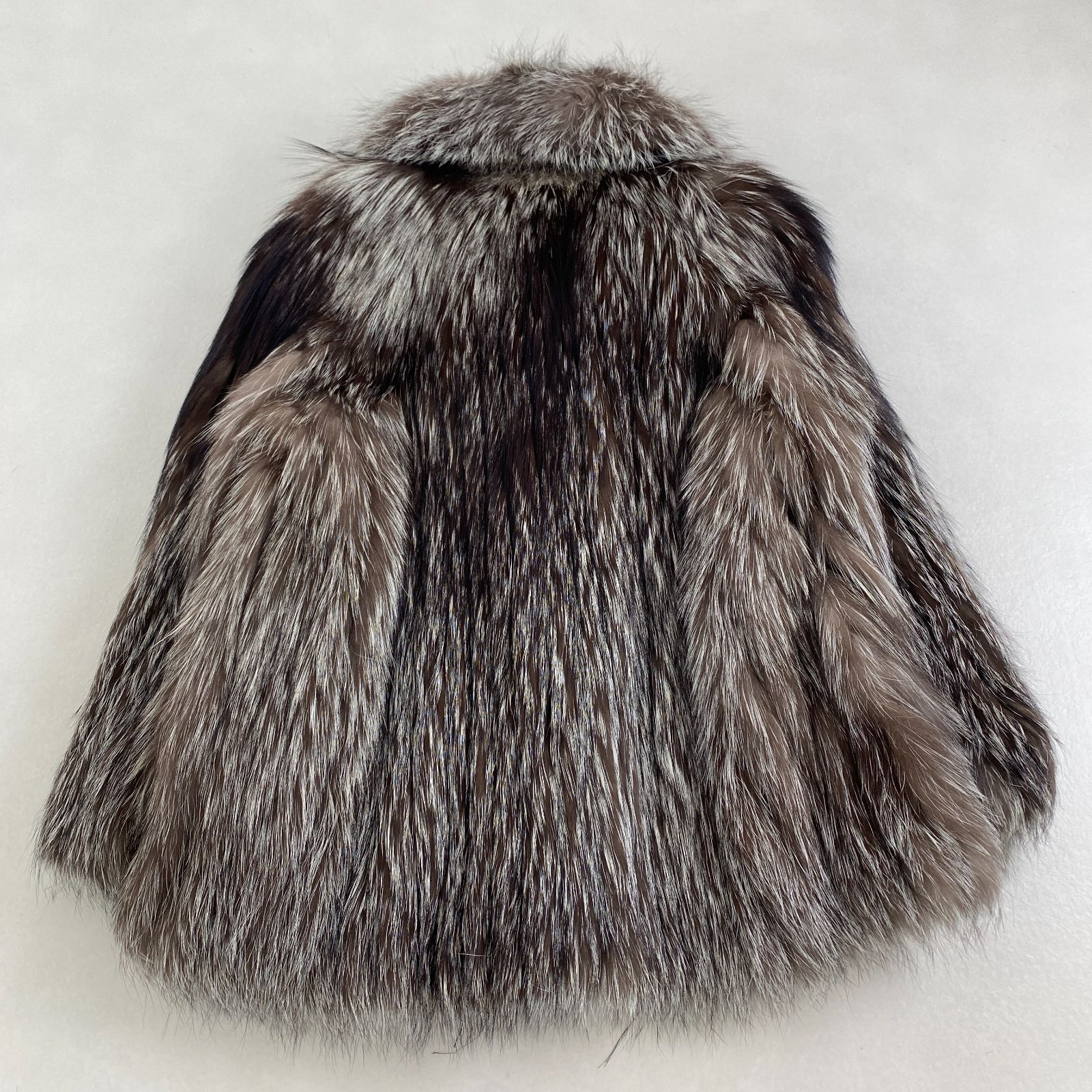 美品 毛皮コート SAGA FOX サガフォックス シルバーフォックス - メルカリ