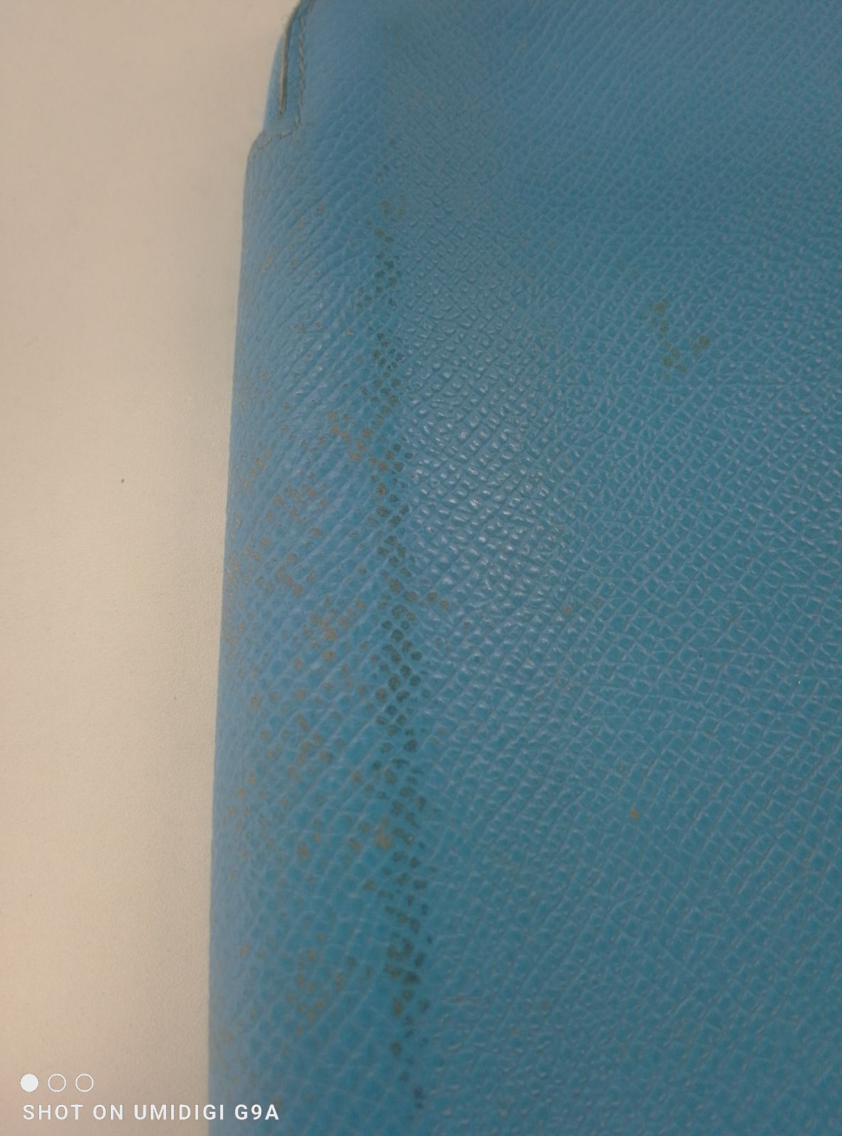 アジェンダシップ ラウンドファスナー手帳カバー