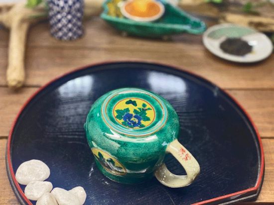 メーカー直送 九谷焼 急須 小 丸紋松竹梅緑塗り 裏絵 WWW_OPDRERGINERDOGAN_COM