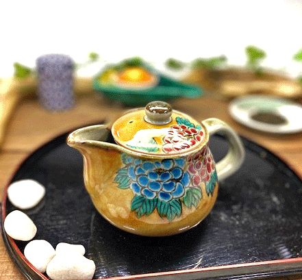 メーカー直送 九谷焼 急須 大 濃い塗り牡丹 裏絵