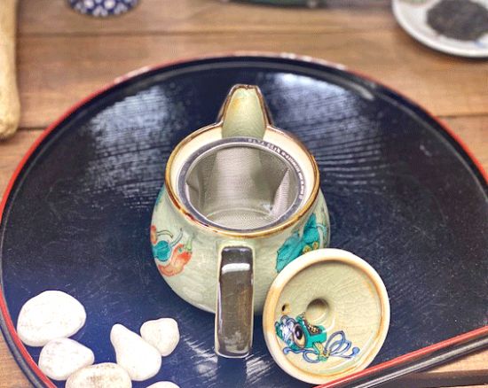 メーカー直送 九谷焼 急須2点セット 小 野菜 裏絵