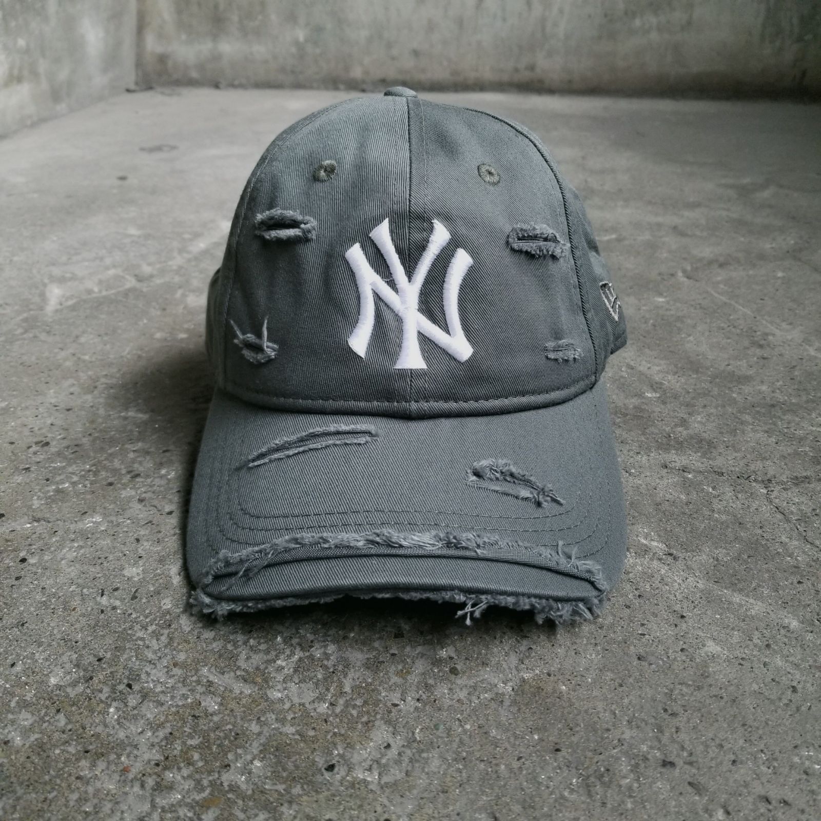 NEW ERA THE STAND designed by FIFTH GENERAL STORE DISTRESSED NY 9TWENTY CAP ニューエラ ザ スタンド フィフスジェネラルストア ヤンキース ベースボールキャップ