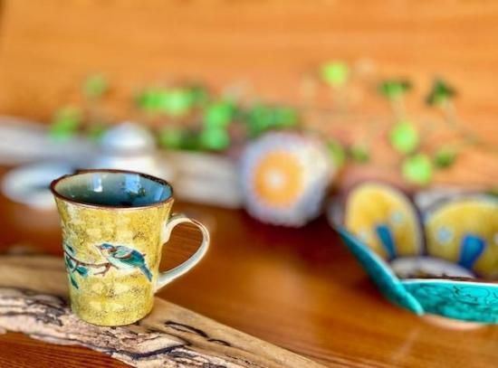 メーカー直送 九谷焼 マグカップ マグ 黄塗り金糸梅に鳥 裏絵 WWW_OPDRERGINERDOGAN_COM