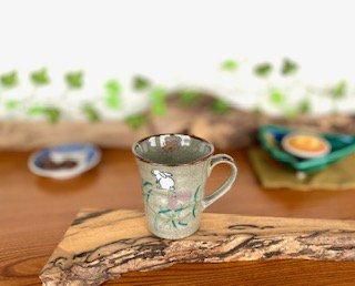 メーカー直送 九谷焼 マグカップ マグ 白兎なでしこ＆ソメイヨシノ 中裏絵