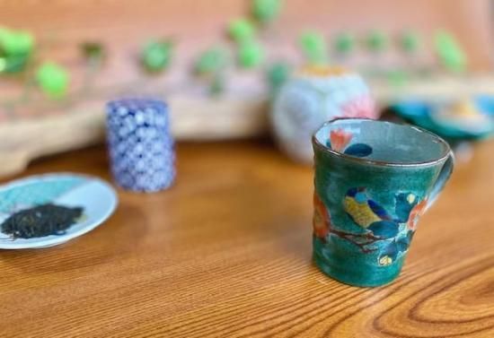 メーカー直送 九谷焼 マグカップ マグ 椿に鳥緑塗り 中絵 WWW_OPDRERGINERDOGAN_COM