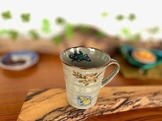 マグ 黄兎しだれ桜